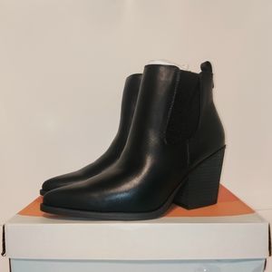 SOUL NATURLIZER Micah Pointed Toe Bootie BLACK (WOMEN’S) 9.5’s